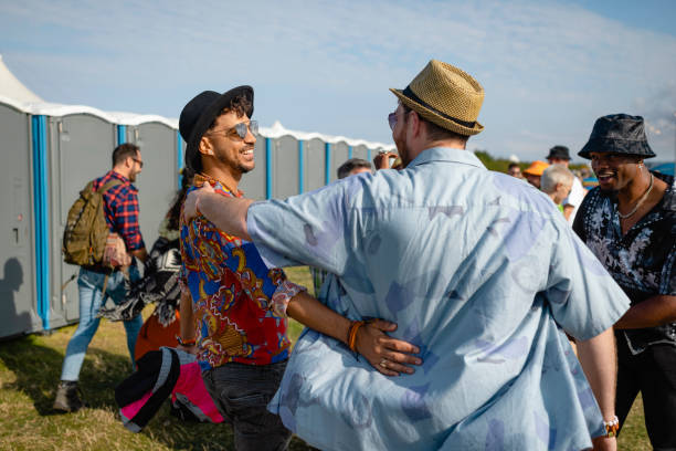 Best Portable toilet rental cost  in Olivia, MN